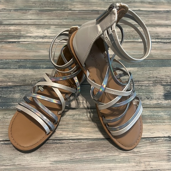 Cat & Jack Shoes - 2 pairs - Picture 3 of 14